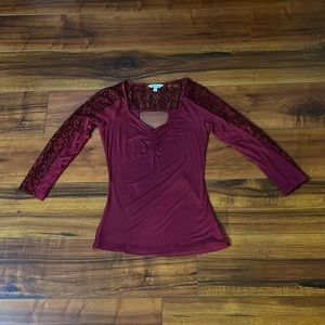 Candie’s 3/4 Sleeved Top With Lace Accents